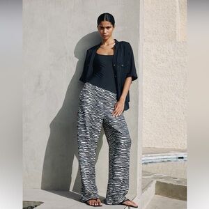 H&M wide leg zebra print pant, US 10
